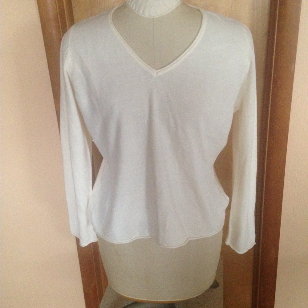 Women's sweater